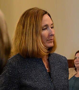 Photo of Jacqui Irwin