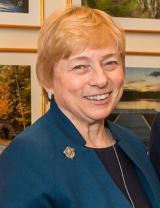 Photo of Janet Mills