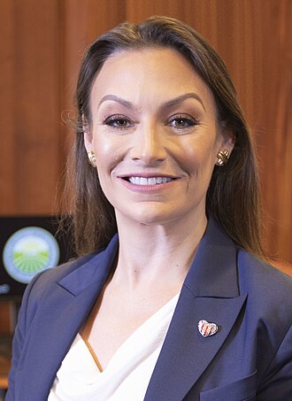 Photo of Nikki Fried